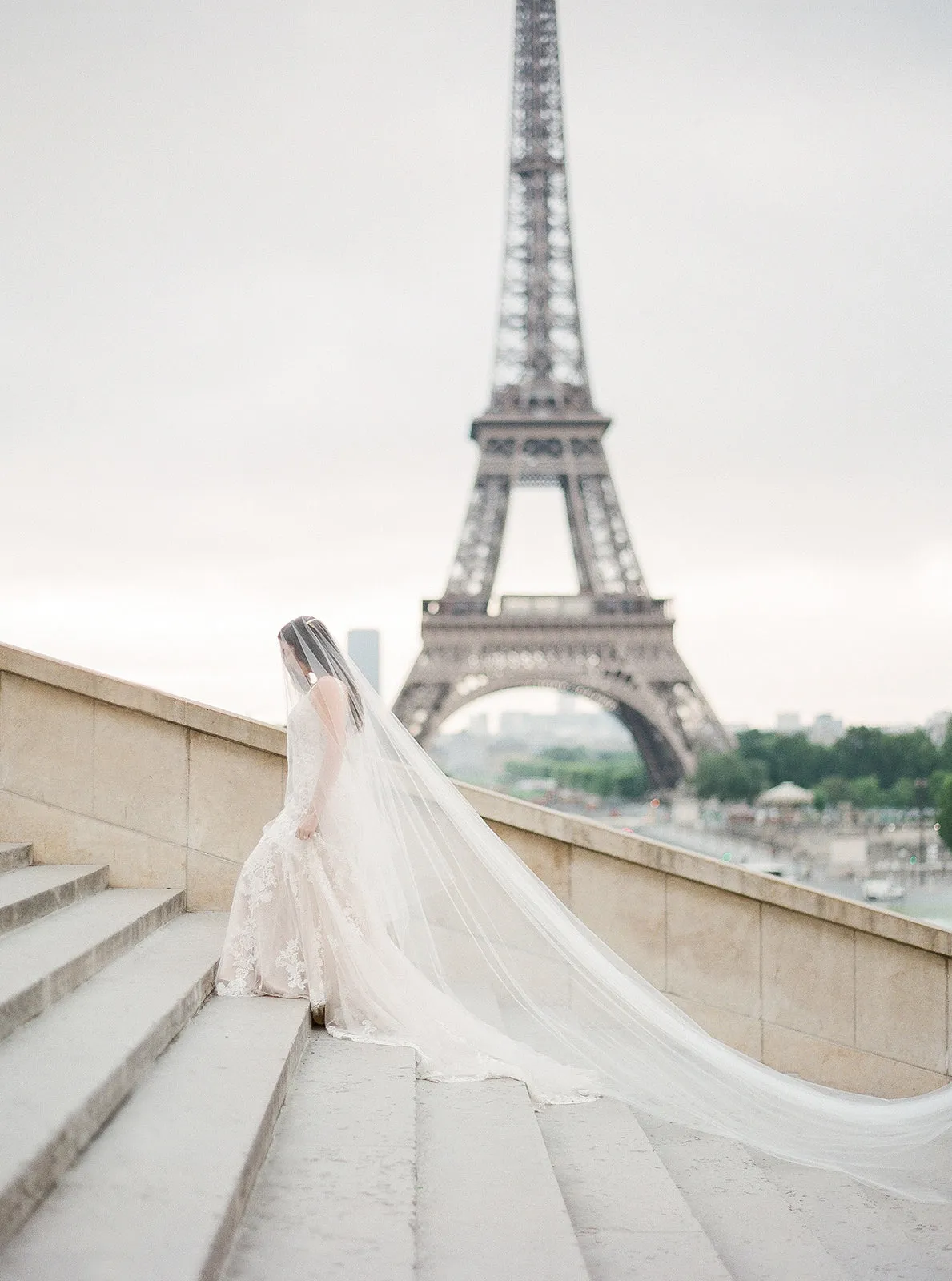 ADDISON | Sheer Wedding Veil with Long Blusher