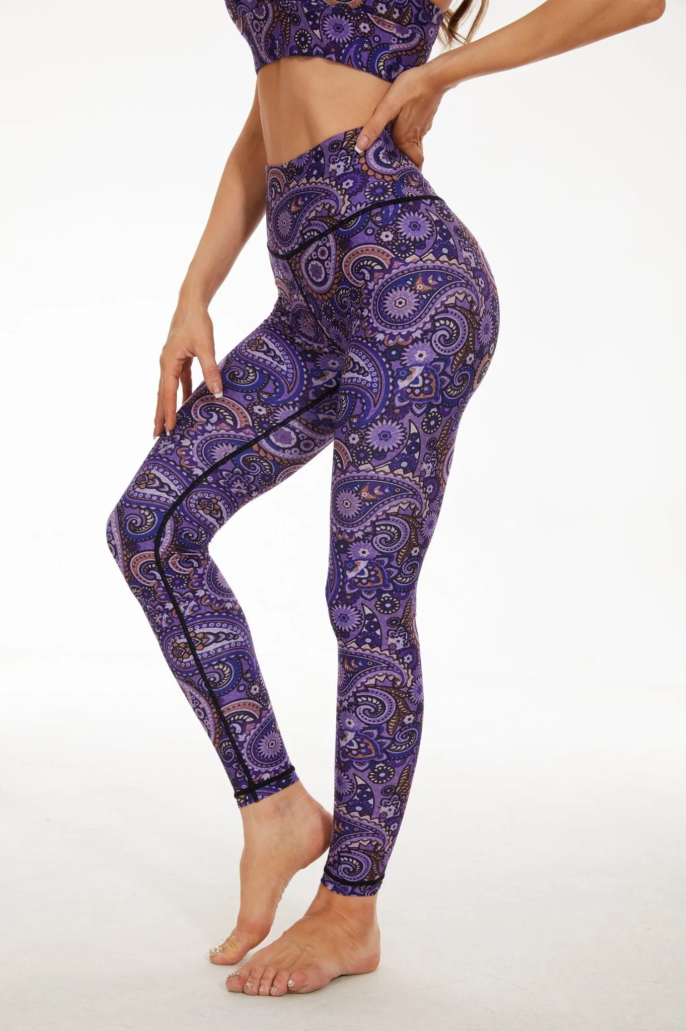 Dark Purple Paisleys High-waisted Leggings