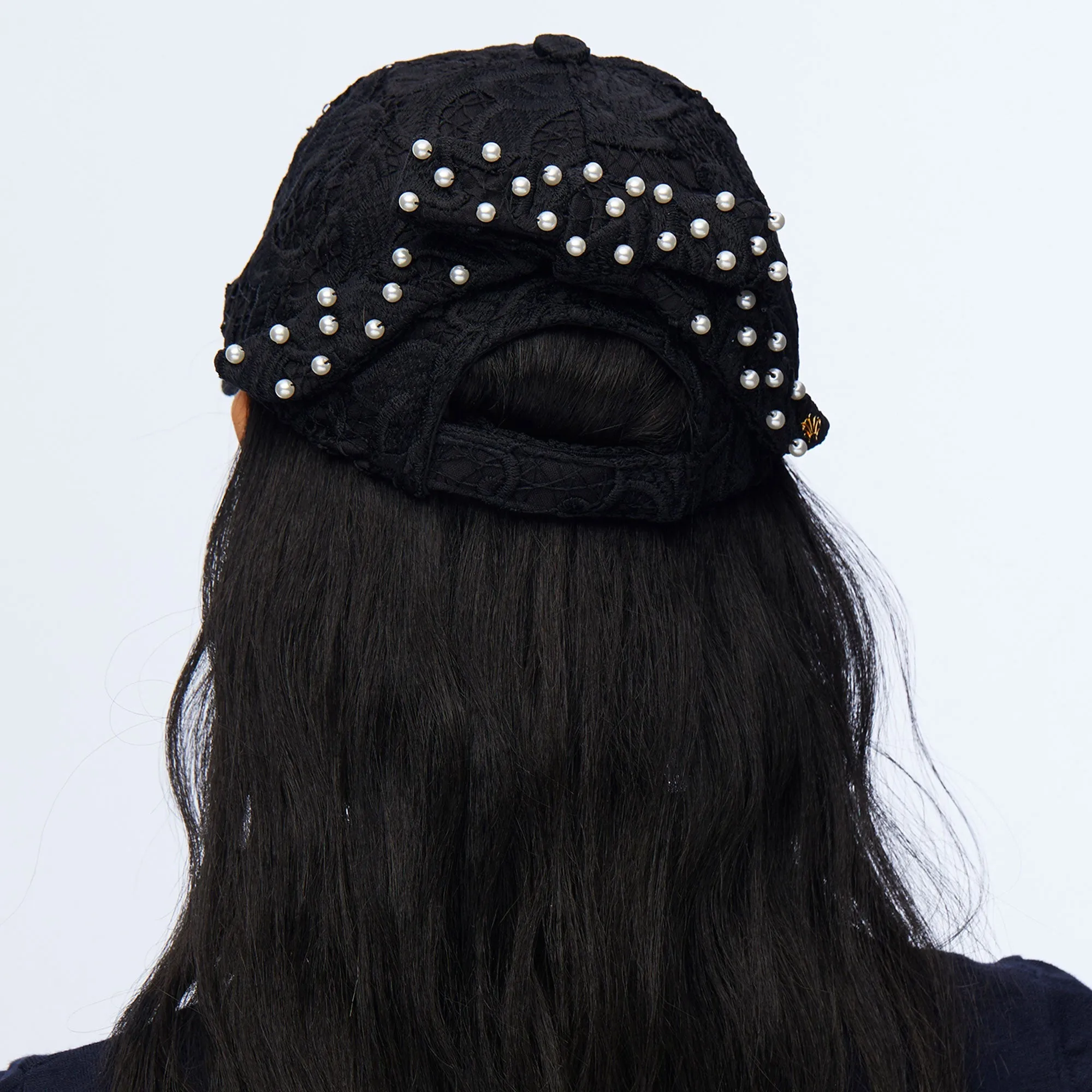 JET LACE BOW EMBELLISHED BASEBALL CAP