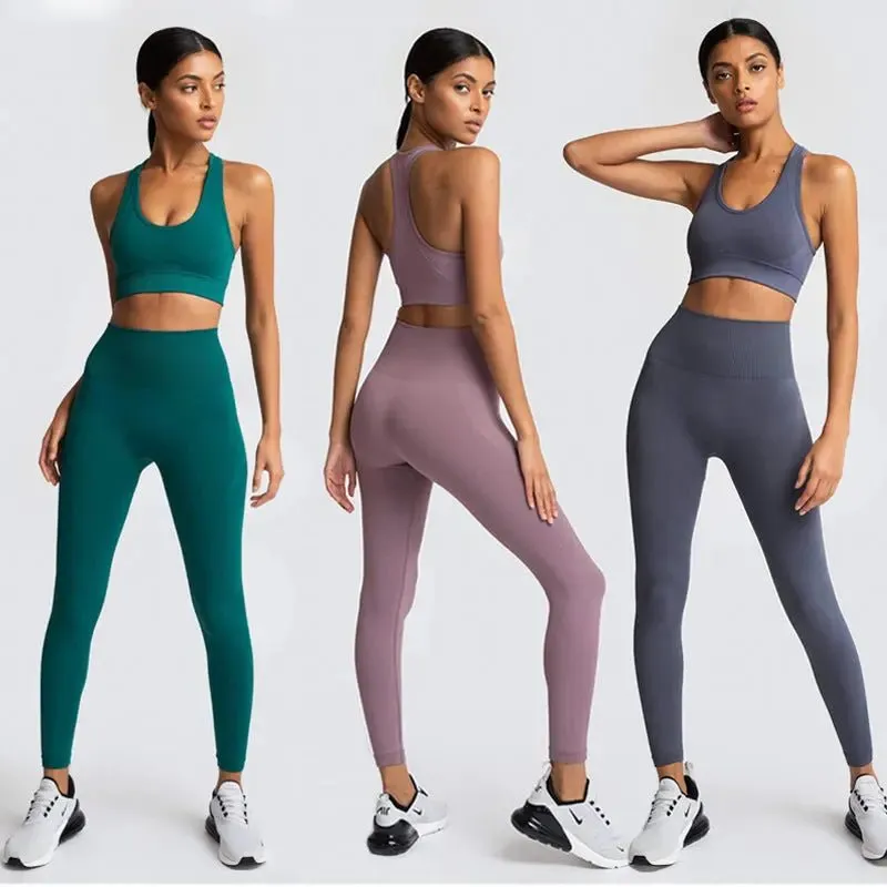 Womens Gym Clothing Set - Crop Top & Leggings Workout Apparel